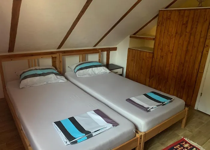 Vikendica Vuk 1 Zvornicko Jezero * Mali Zvornik